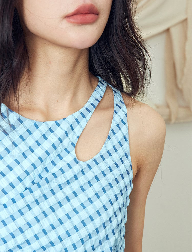 Hollow-out knot dress