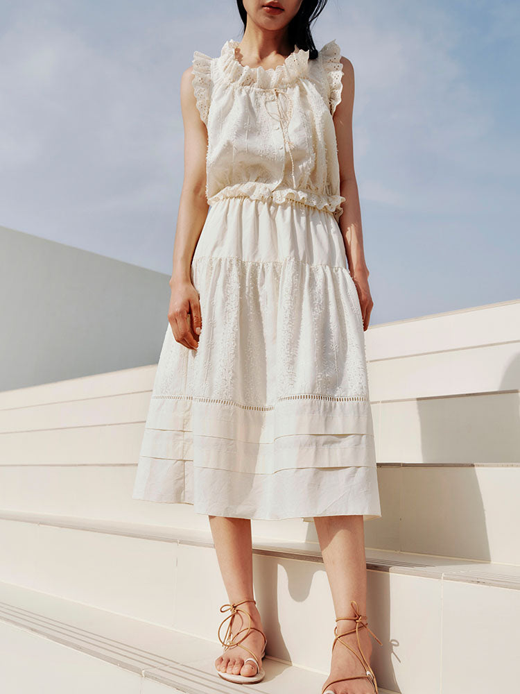 Lace hollow-out vest top