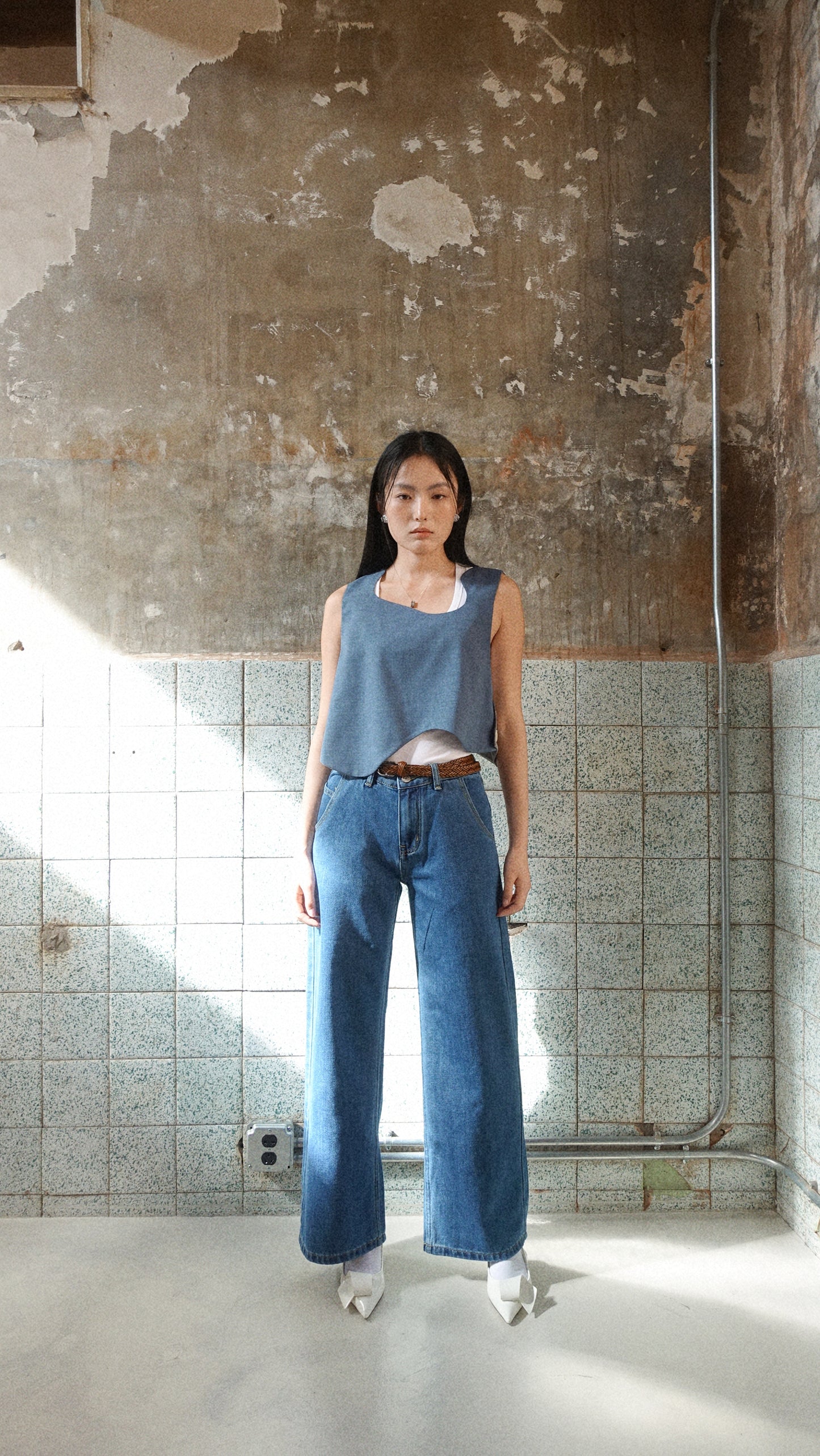 Howl Studio asymetric vest