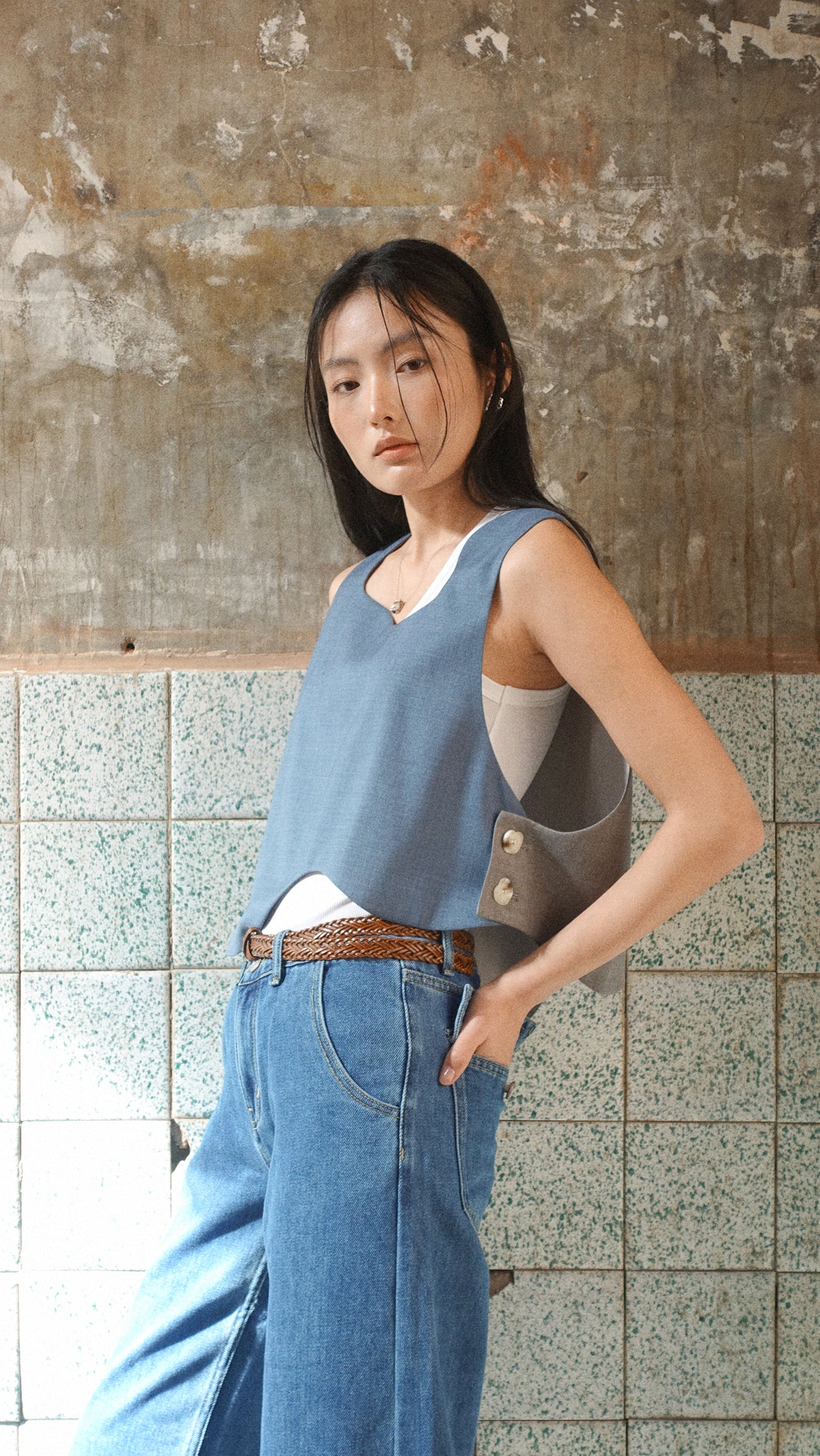 Howl Studio asymetric vest