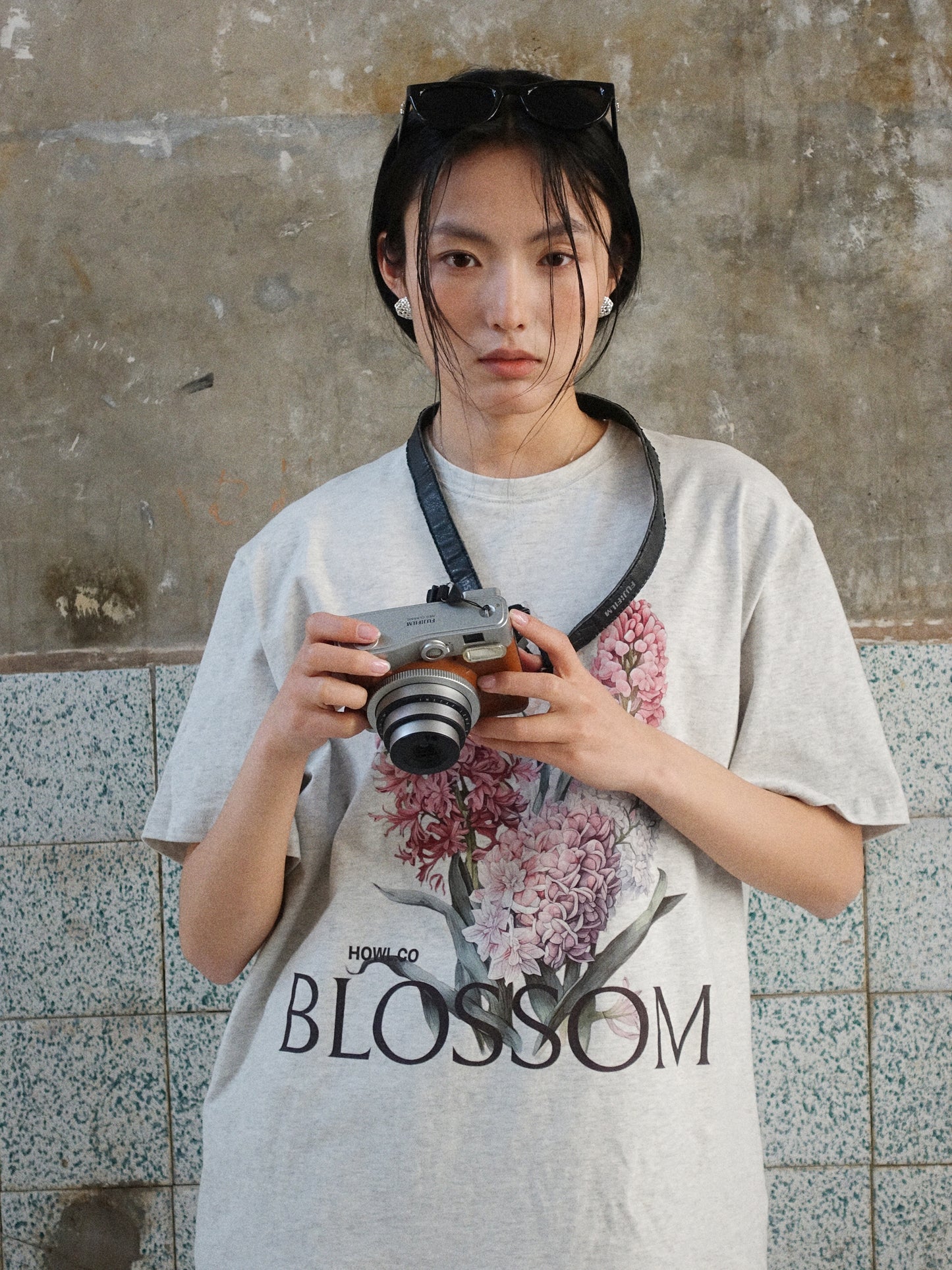 Howl Studio blossom Tee