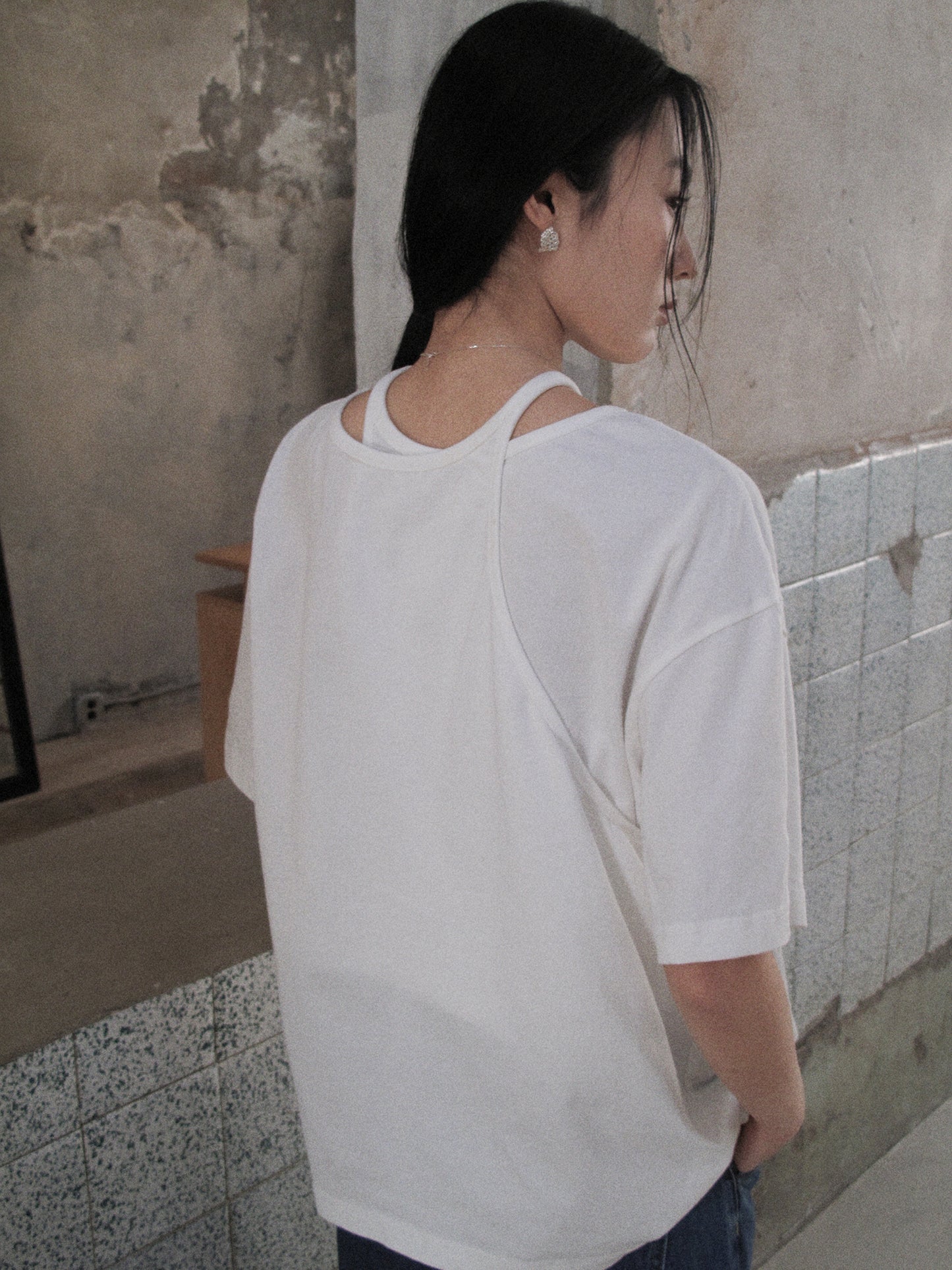 Howl Studio cut out tee