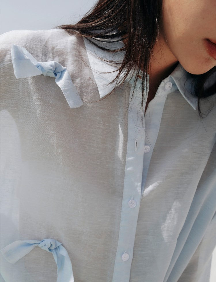 Blue bowknot shirt