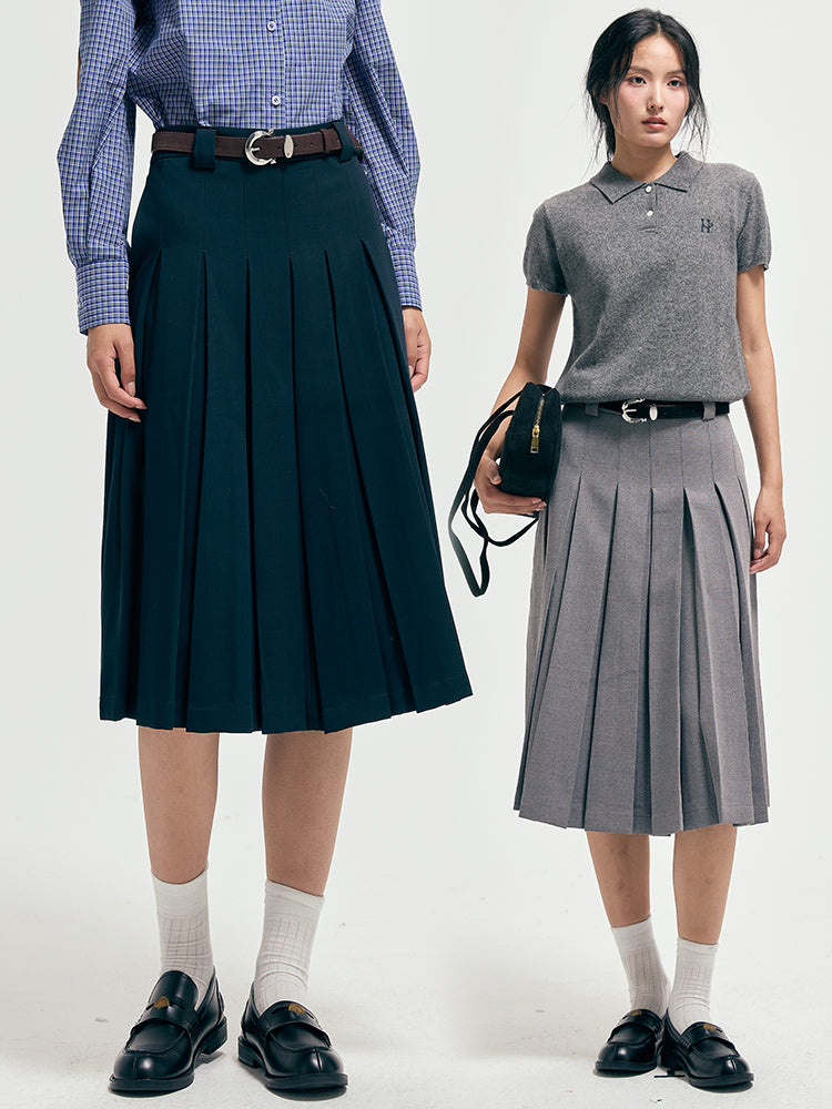 Pleated skirt