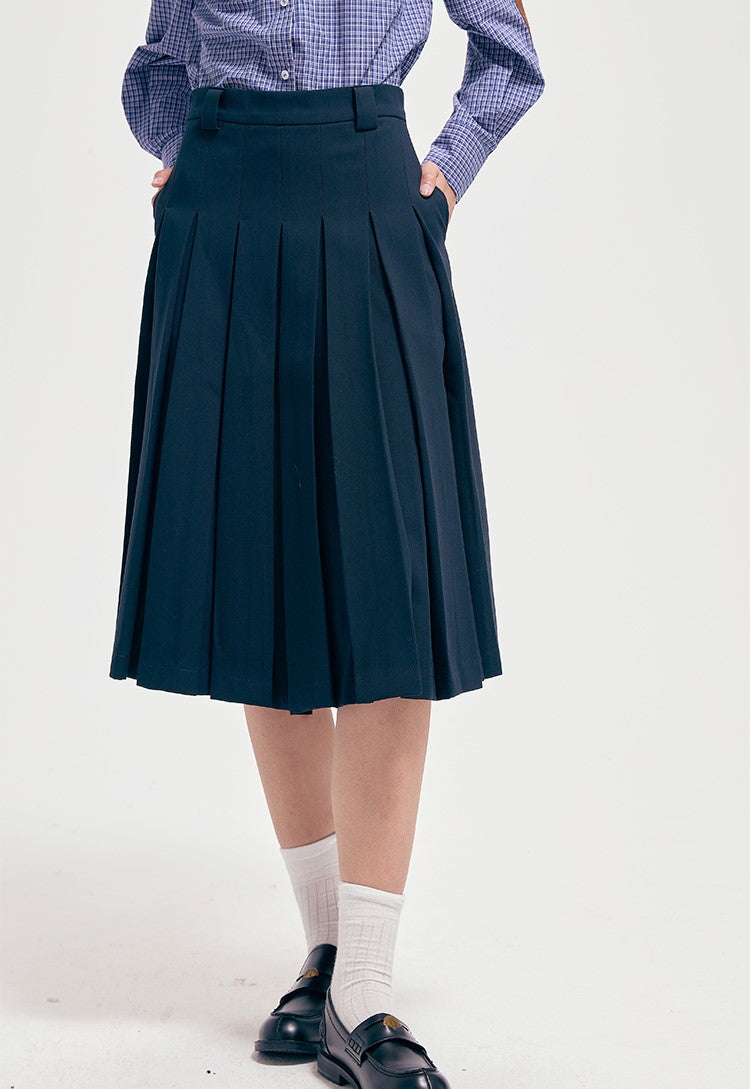 Pleated skirt